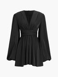 Prettyswomen- Chiffon Low Cut V-neck Pleated Zip Mini Dress