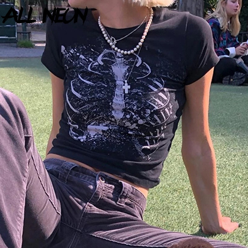 Prettyswomen Fairy Grunge Graphic Black Crop Tops E-girl Streetwear O-neck Short Sleeve Mall Goth T-shirts Punk Aesthetics Tees 2021