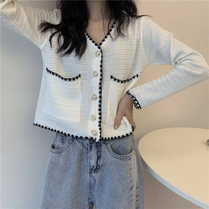 Prettyswomen Korean Women Loose Knitwear Single-Breasted Buttons Sweaters Knitted Cardigans Lady Knit Pockets Chic Crop Tee Tops For Female